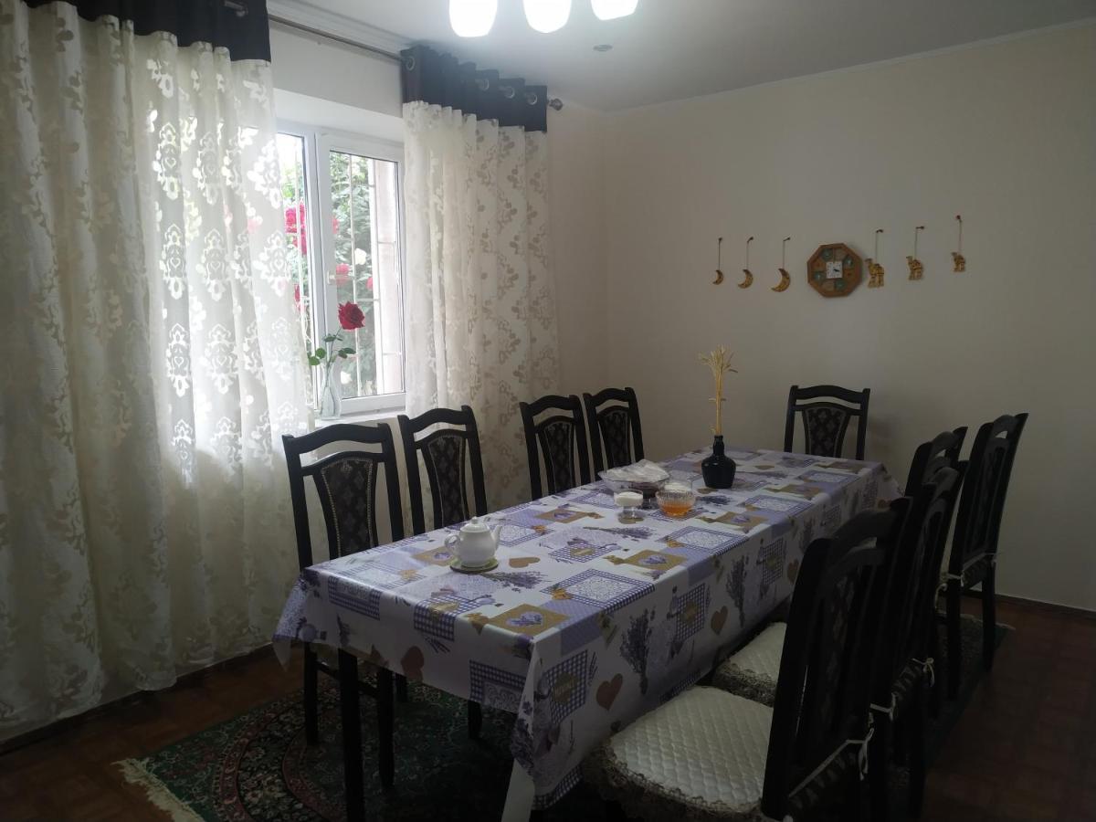Guest House Regina Bulan Sogottuu Екстер'єр фото