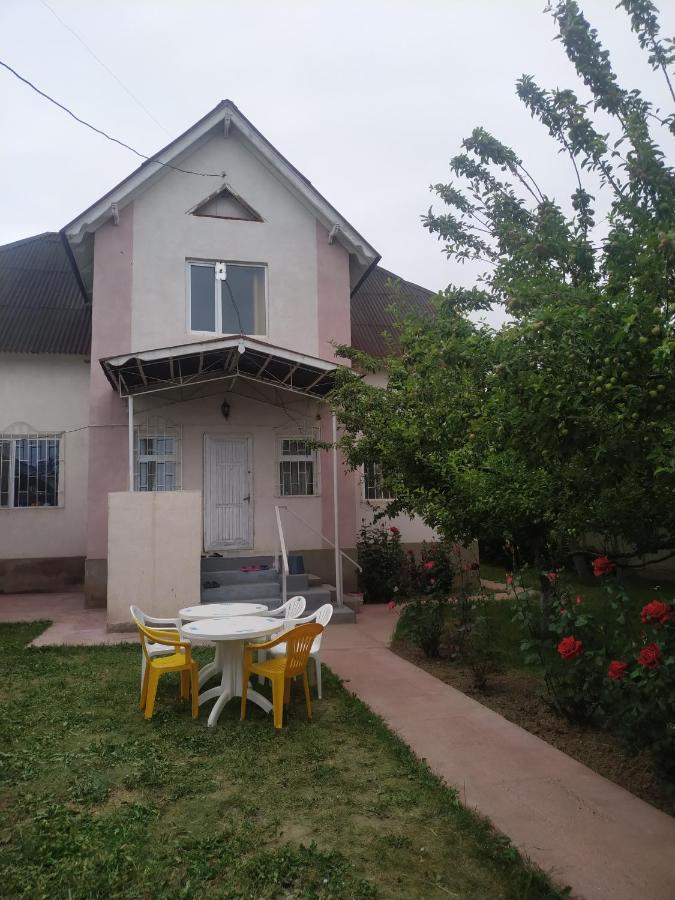 Guest House Regina Bulan Sogottuu Екстер'єр фото