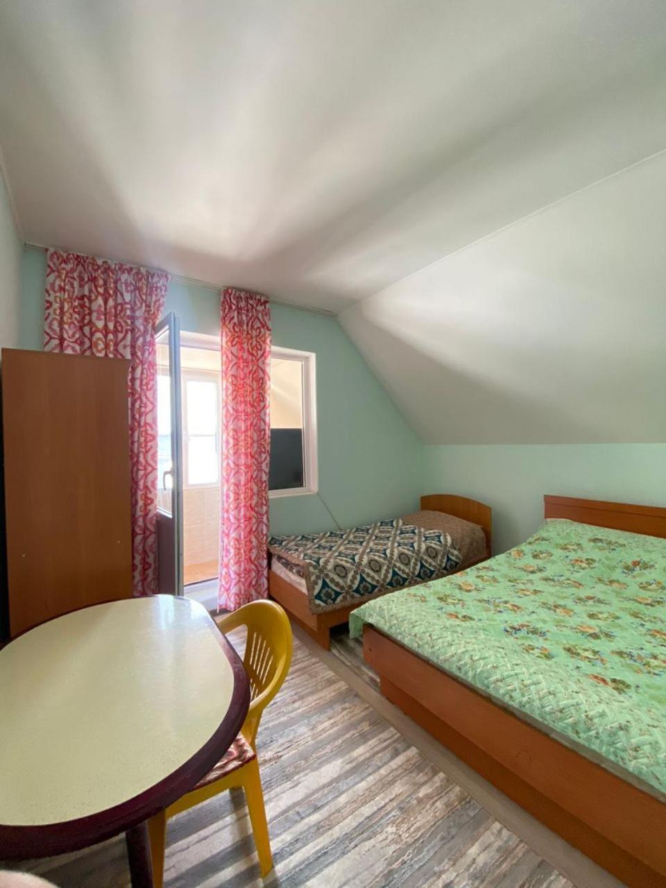 Guest House Regina Bulan Sogottuu Екстер'єр фото